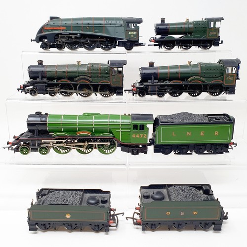 4 - A Hornby OO gauge 4-6-2 locomotive, No 6009, four other locomotives and three tenders (8)