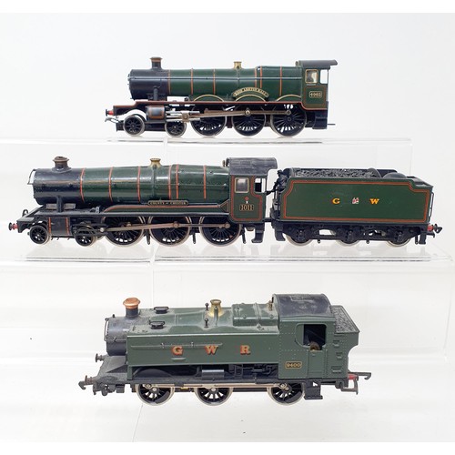 17 - A Lima OO gauge 0-6-0 locomotive, No 205117MWG, boxed, a Dapol OO gauge 4-6-0 locomotive and tender,... 