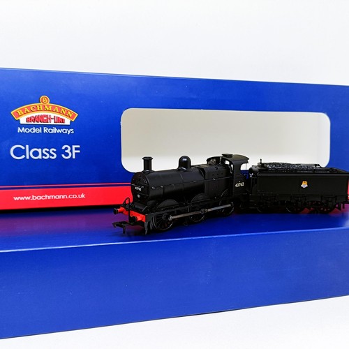 27 - A Bachmann OO gauge 0-6-0 locomotive and tender, No 31-626 boxed
Provenance: Deceased single owner c... 