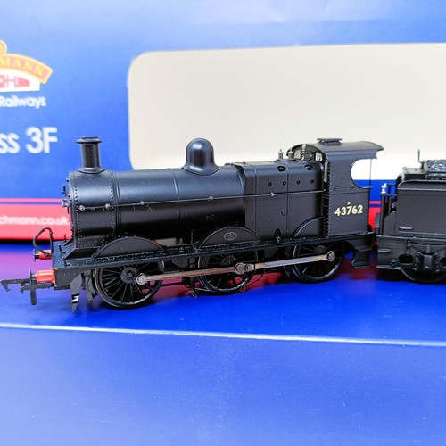 27 - A Bachmann OO gauge 0-6-0 locomotive and tender, No 31-626 boxed
Provenance: Deceased single owner c... 