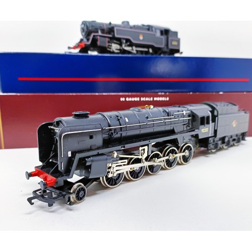 30 - A Bachmann OO gauge 2-6-4 locomotive, No 32-325, and a Hornby OO gauge 2-10-0 locomotive and tender,... 