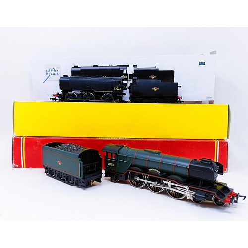 31 - A Hornby OO gauge 4-6-2 locomotive and tender, No R078 boxed, and a 0-6-0 locomotive and tender, No ... 