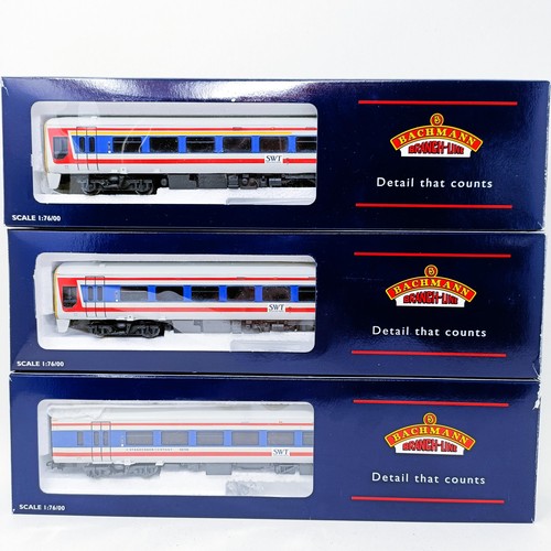 38 - A Bachmann OO gauge three car set, No 31-512 boxed
Provenance: Deceased single owner collection from... 