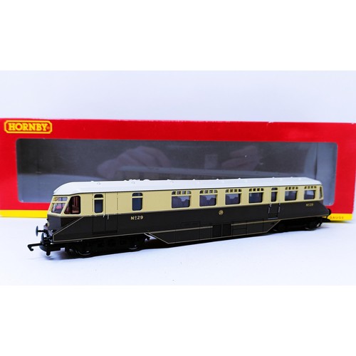 40 - A Hornby OO gauge locomotive, No R2524, boxed
Provenance: Deceased single owner collection from Stur... 