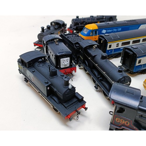 50 - A Hornby 4-6-2 locomotive and assorted other locomotives and tenders, all unboxed (13)
Provenance: D... 