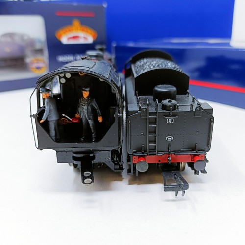 54 - A Bachmann OO gauge 0-6-0 locomotive, No 32-226, No 31-975A, No 32-953DC (3)
Provenance: Deceased si... 