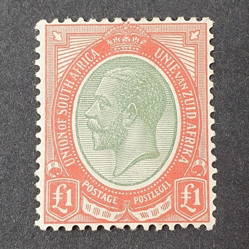 301 - South Africa- 1913 GV £1 green and red fine m/m, SG17, cat £700