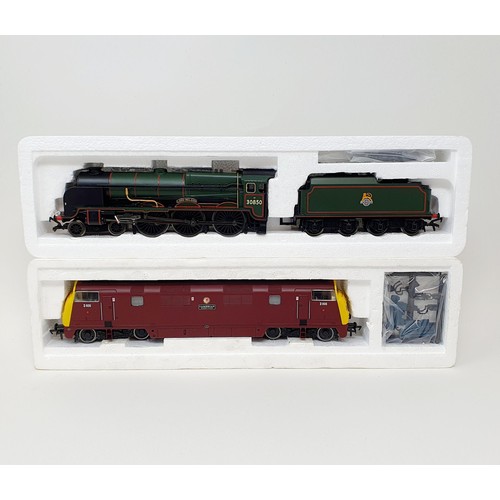 79 - A Bachmann OO gauge 4-6-0 locomotive and tender, No 31-408, boxed, and No 32-056, boxed (2)