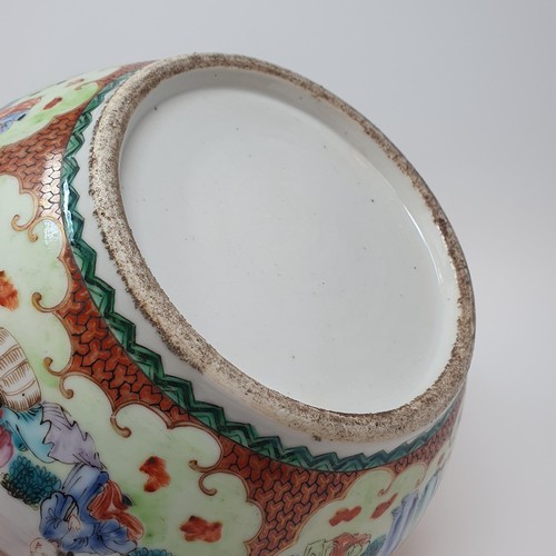 354 - A Chinese export ware bowl, decorated figures, 28 cm diameter