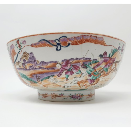 360 - A Chinese export ware bowl, 25 cm diameter