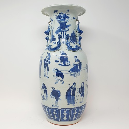 364 - A Chinese blue and white baluster vase, decorated warriors and figures in underglaze blue, 45 cm hig... 