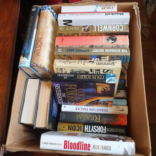 600 - Assorted books (8 boxes)