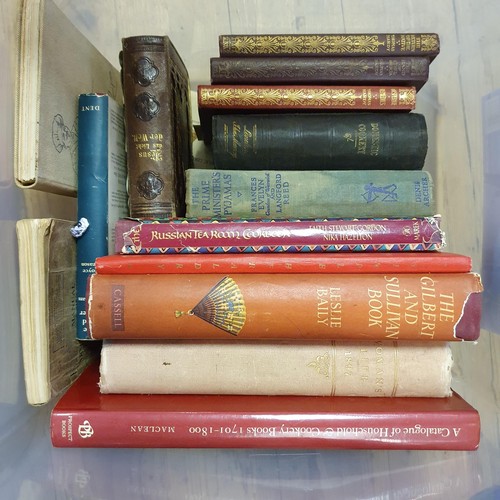 606 - A large group of assorted books (9 boxes)