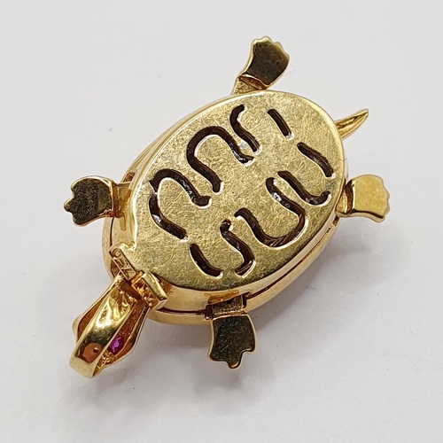 34 - A yellow and silver coloured metal pendant, in the form of a tortoise Provenance: From a large singl... 