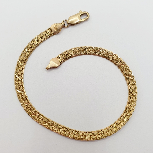 78 - A 9ct gold bracelet, 3.9 g  Provenance: From a large single owner collection of jewellery consigned ... 