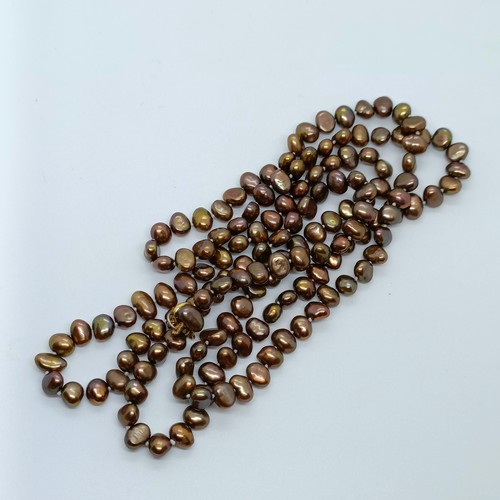 166 - A coloured cultured pearl necklace  Provenance: From a large single owner collection of jewellery co... 