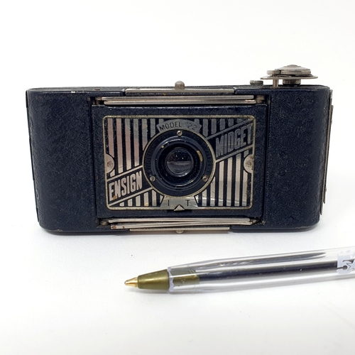 33 - An Ensign Midget Model 22 miniature camera Provenance: From a single owner collection