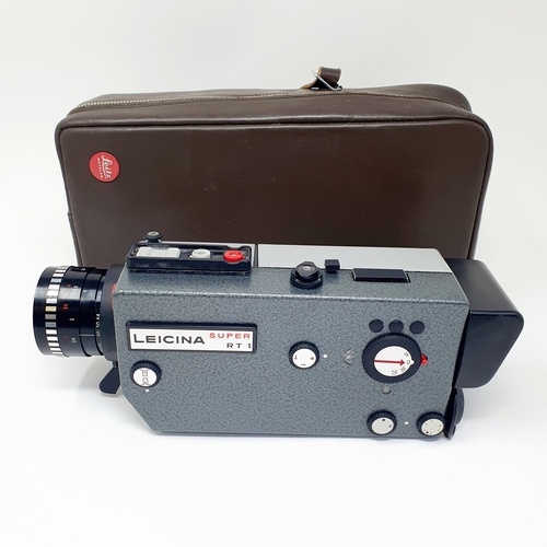 67 - A Leitz Super RT1 8 mm cine camera, No 072674