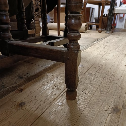 919 - A 19th century oak gateleg table, 100 cm wide