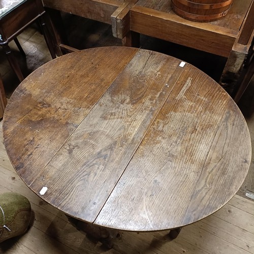 919 - A 19th century oak gateleg table, 100 cm wide