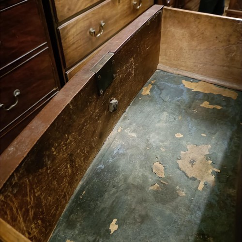 931 - A Victorian mahogany bow front chest, having two short and three long drawers, 133 cm wide