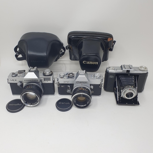102 - A Canon FT camera, a Zeiss Ikon Nettar camera and a Praktica LB2 camera (3)