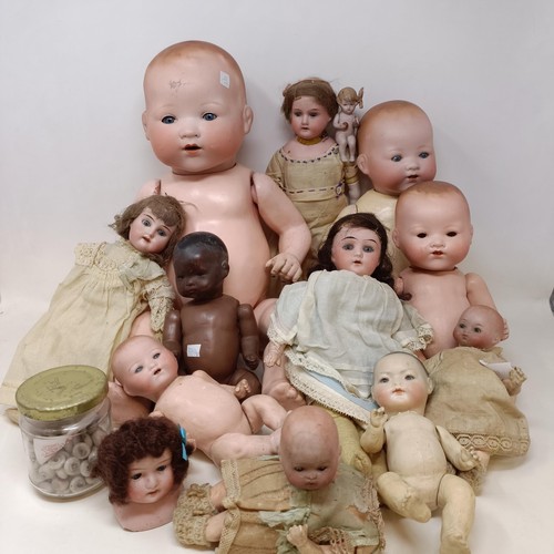 224 - Assorted dolls (2 boxes)