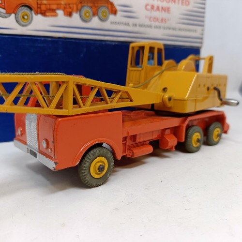 235 - A Dinky Supertoys 20-ton Lorry Mounted Crane No. 972, No. 660, No. 622, No. 651, No. 676, No. 692, N... 