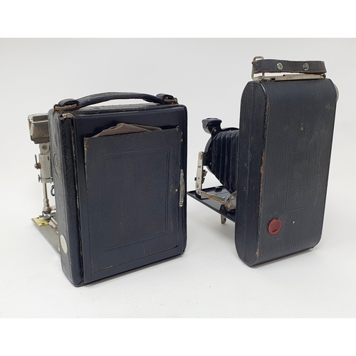 146 - A Cameo bellows camera, and an Ensign Pocket E-20 bellows camera (2)