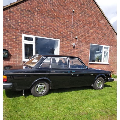 35 - 1980 Volvo 244 DL
Being sold without reserve
Registration number BCG 594V
Chassis number 0561231
Eng... 