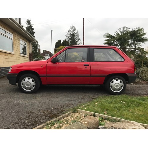 61 - 1992 Vauxhall Nova Merit
Registration number J293 EYA
Red with a grey interior
Just over 35,000 reco... 