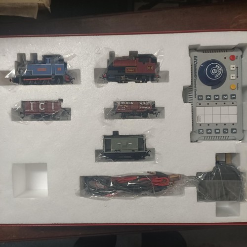 209 - A Bachmann OO gauge train set, No 30-040, boxed, and assorted railway items (box)