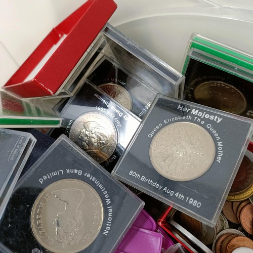 407 - Assorted commemorative crowns, world coins, and a small group of cigarette cards