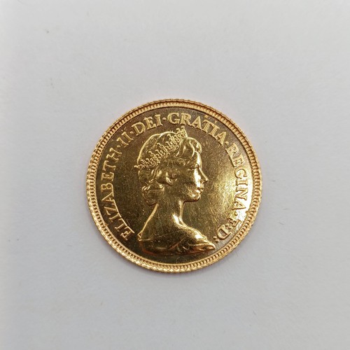 393 - A Queen Elizabeth II half sovereign, 1982