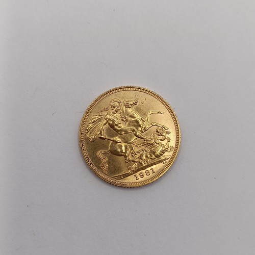 387 - A Queen Elizabeth II gold sovereign, 1981