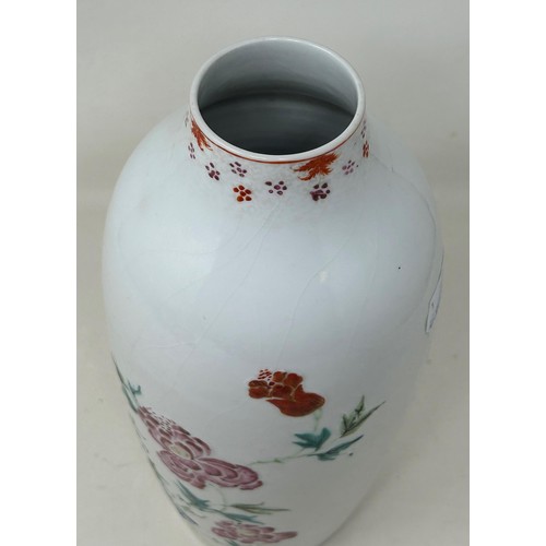 776 - A Chinese famille rose vase, decorated flowers, 28 cm high