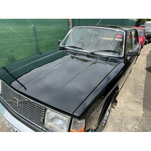 35 - 1980 Volvo 244 DL
Being sold without reserve
Registration number BCG 594V
Chassis number 0561231
Eng... 