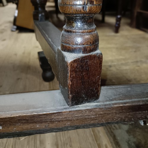 798 - A 19th century oak gateleg table, 100 cm wide