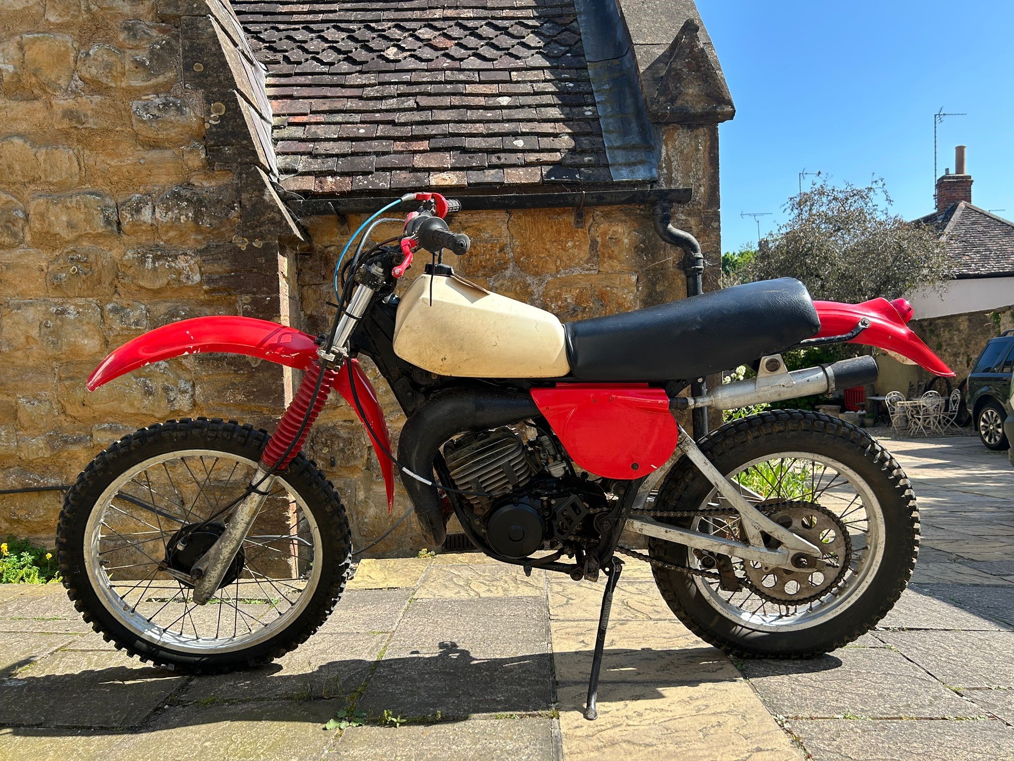 1979 Yamaha YZ Enduro Special Frame number 2K6 013060 Engine 1979 Yamaha YZ Enduro Special Frame number 2K6 013060 Engine