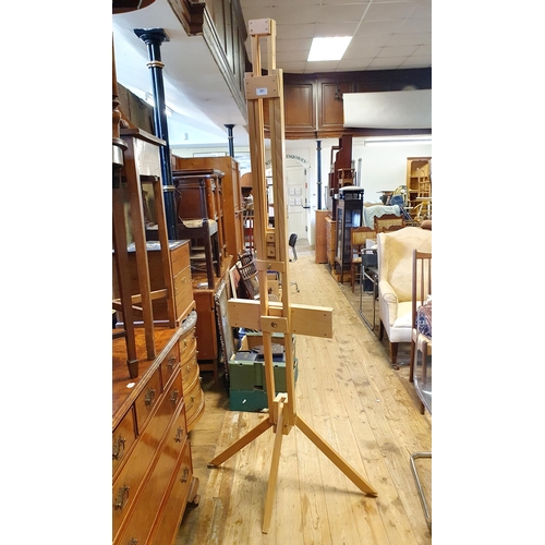 361 - An artist's easel