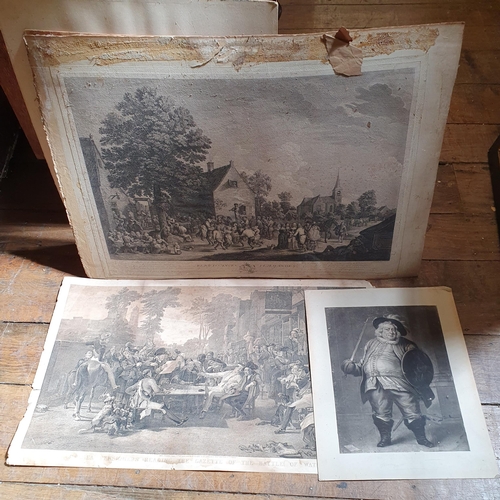 402 - A gilt gesso picture frame, 120 cm x 100 cm, a print of Lord Collingwood, and assorted unframed pict... 