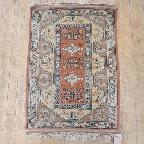 862 - A Persian type prayer mat, 122 x 85 cm, and a Persian red ground rug, 220 x 140 cm (2)