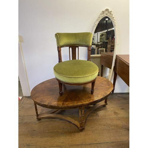 782 - A mahogany Pembroke table, 80 cm wide, a pair of tub chairs, a nursing chair, an oval coffee table, ... 