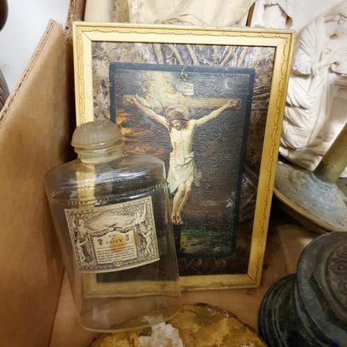 512 - A plaster crucifix, and assorted other items (box)