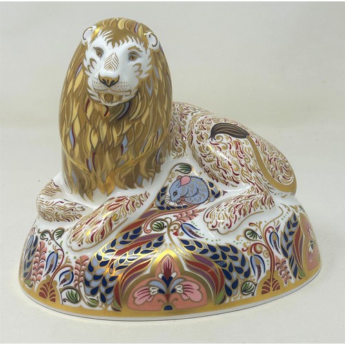 655 - A Royal Crown Derby paperweight, Lion, 15 cm high, boxed Provenance: From a large single owner colle... 