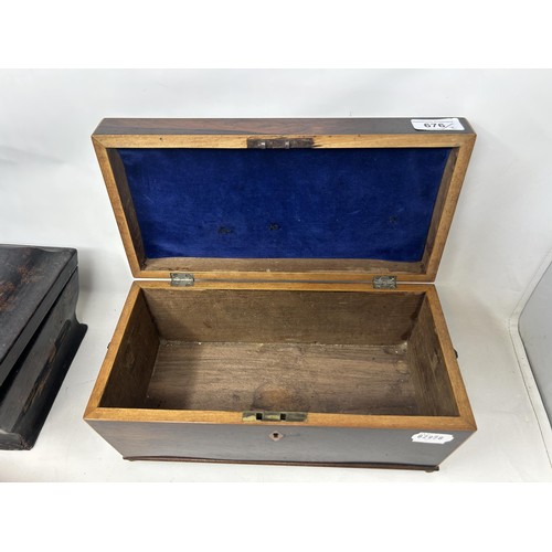 676 - A lacquered tea caddy, 25 cm wide, and a rosewood box, 30 cm wide