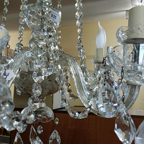 935 - A cut glass five branch chandelier, 45 cm diameter