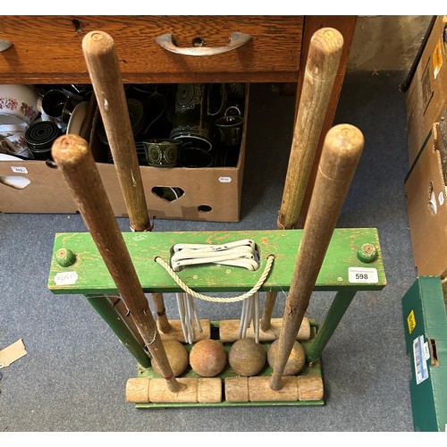 598 - A croquet set