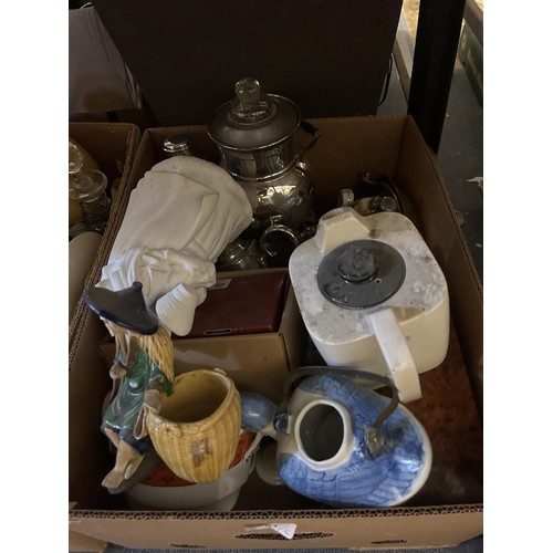 590 - A black and white lamp base, a piece of coral, and assorted other items (3 boxes)