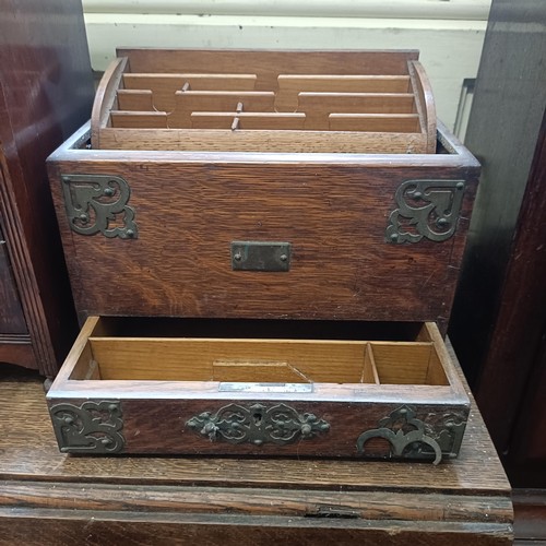 752 - A walnut smokers cabinet, 40 cm wide, an oak wall cabinet, and a stationery box (3)